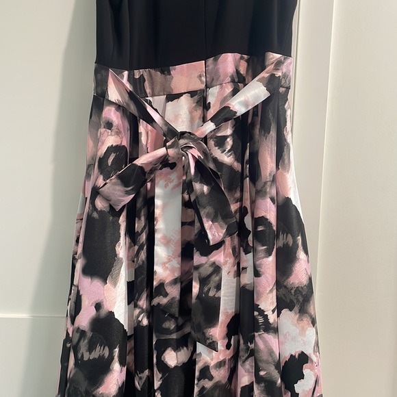 High Low Belted Patterned Dress - Picture 5 of 7